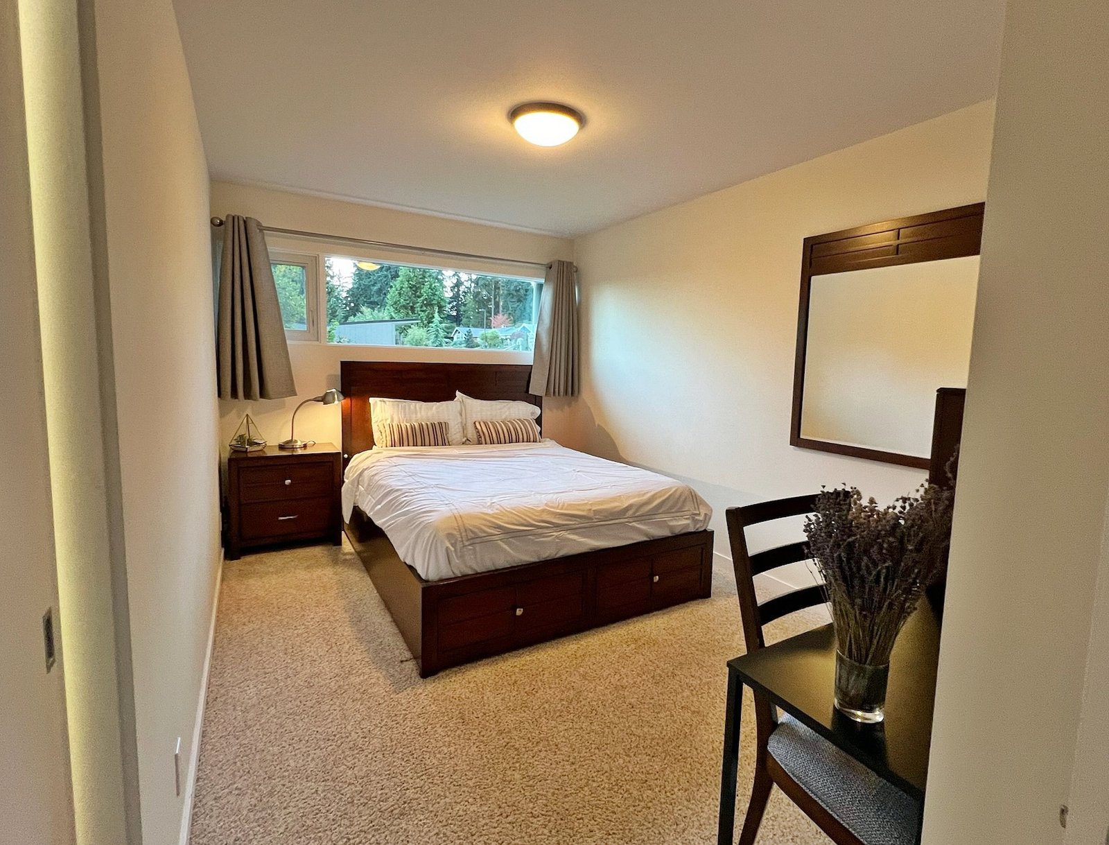 Standard – Mt. Rainier View